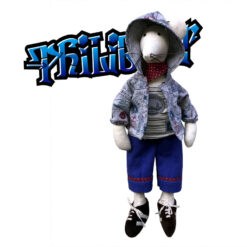 Philibert la Souris et sa tenue relax une fois cousue