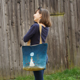 Grand Sac Zippé Nuit de Lune (En Situation)