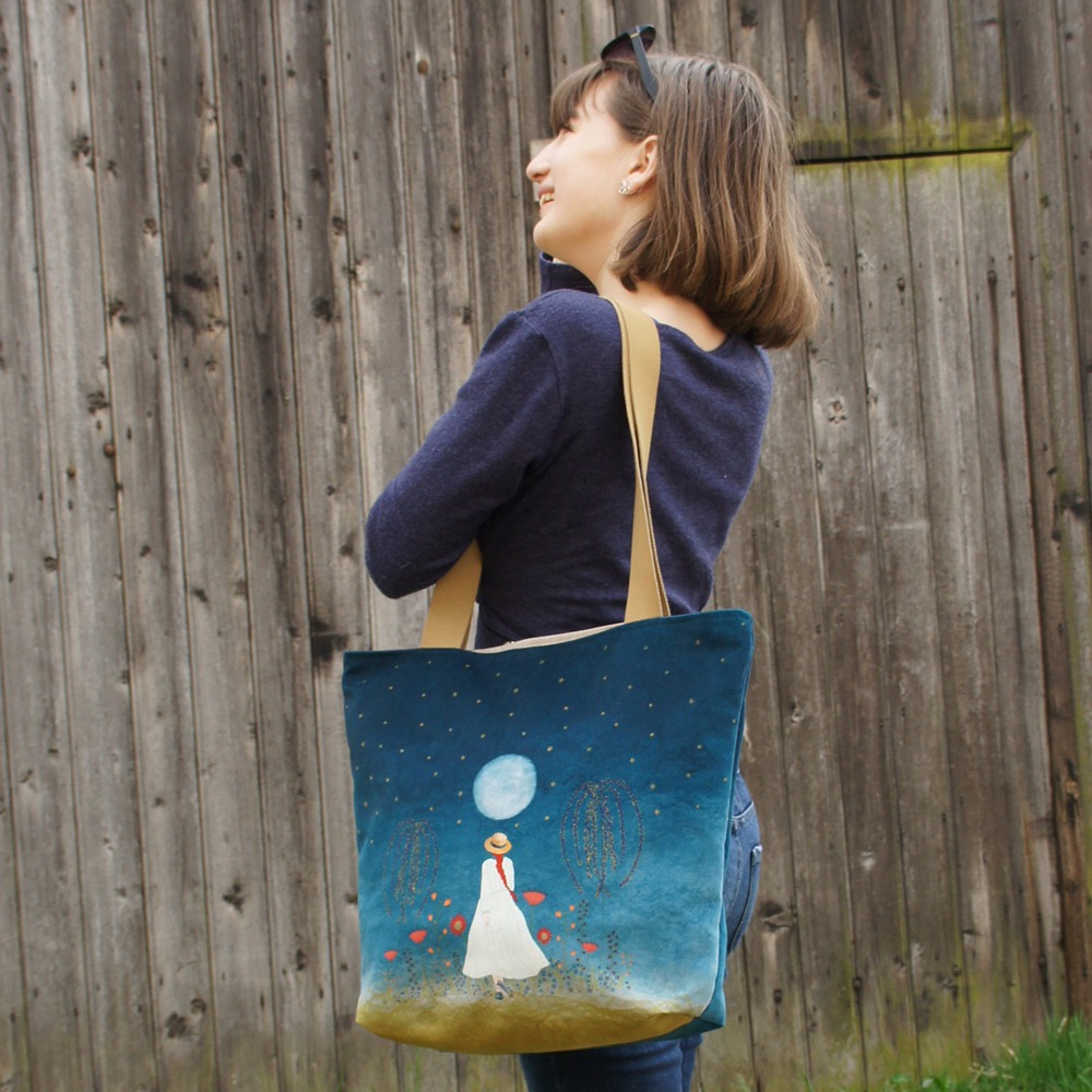 SAM-2048 - Grand Sac Zip Nuit de Lune (In Situ)