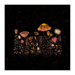 VI-2115 - Vignette en Velours Minky Prairie Fleurie Noir et Or